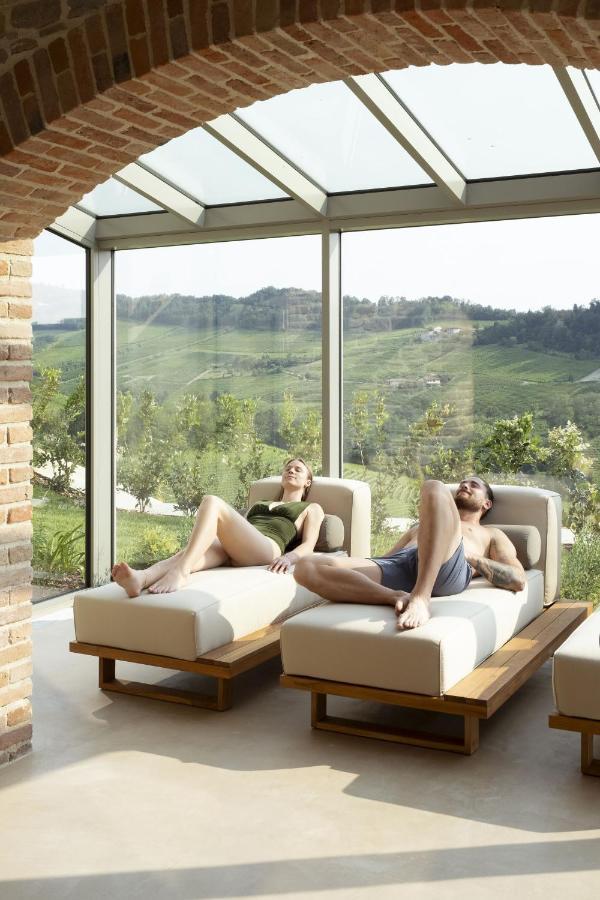 Tenuta Bussia - Wine Relais & Spa Monforte dʼAlba Esterno foto